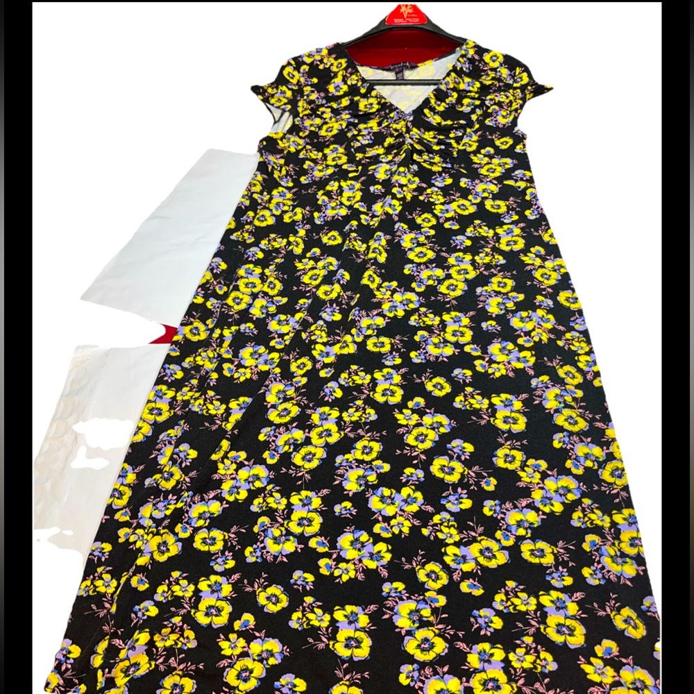 Long Tall Sally BLACK Yellow Floral Knit Dress, short Sleeves, Size 16 USA Midi